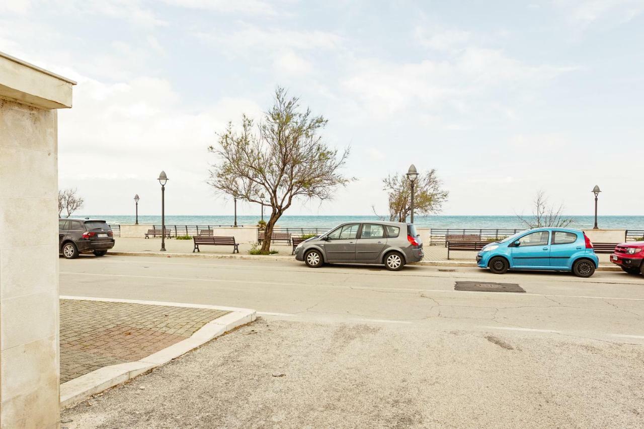 Bari Airport Seaview Apartment Eksteriør billede